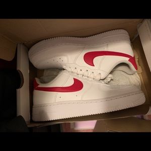 Women’s Air Force 1’s